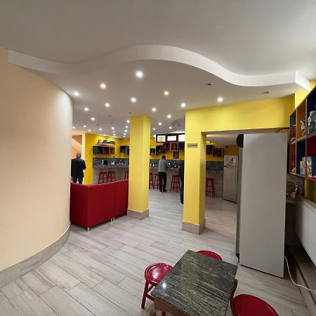Hostel Jeal Batumi Exterior foto